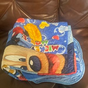 Mickey Mouse quilt and pillow case set! Never used!